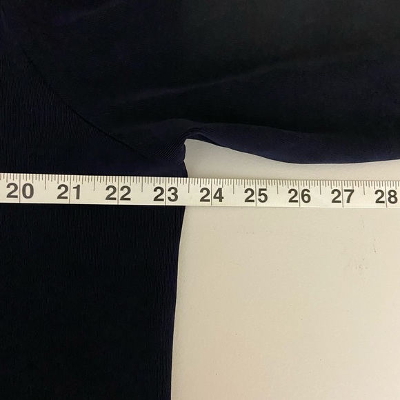 Chico’s Travelers Midnight Blue Top Studs Slinky Scoop Neck Size 2 Medium 12 - Picture 8 of 10